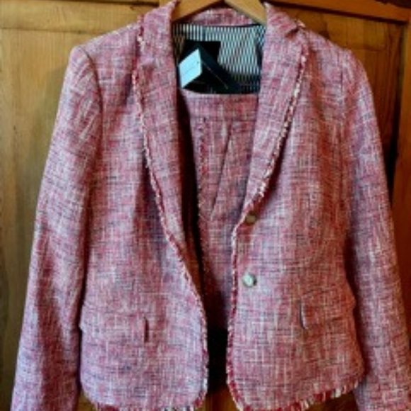 Banana Republic Pink Tweed Blazer and Shorts suit, new w/tags - Picture 1 of 7